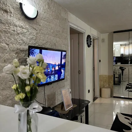 Stannadanviolet Apartment Podgorica Exterior photo